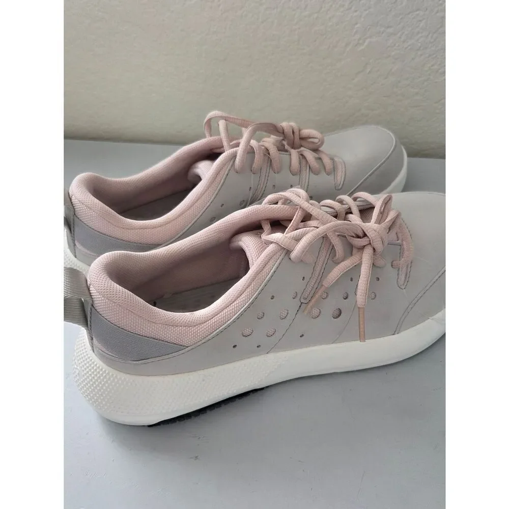 CROCS Women’s Athletic Sneakers in Light Pink and Light Gray